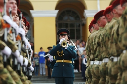Глеб Никитин принял участие в шествии “Бессмертного полка” вместе с 35 тысячами нижегородцев